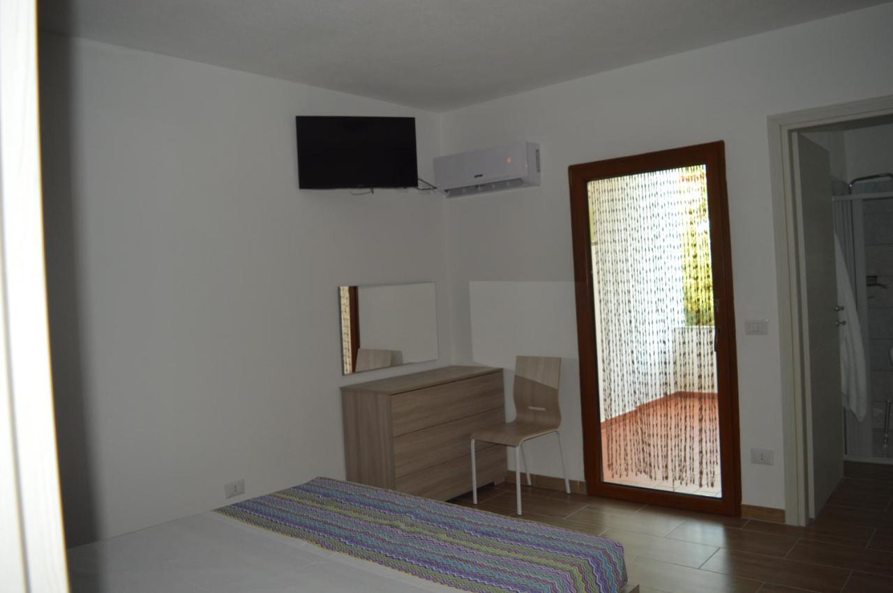 Affittacamere Sos Ninnitteddos Torpè Exterior foto